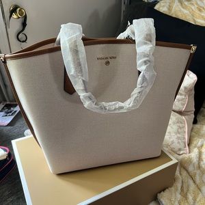 Michael Kors Hand bag